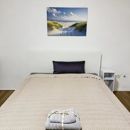 Apartment City-apartment - Zentral Mit Schoener Terrasse Herne