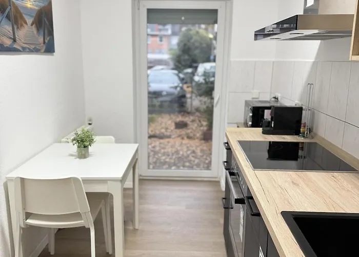 City-apartment - Zentral Mit Schoener Terrasse Herne